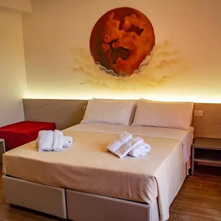 Kosmos Bed & Breakfast 4*